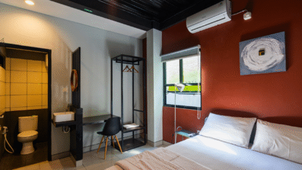 Bagian kamar indonesia standard double dan indonesia standard deluxe rubina syariah hotel purbalingga