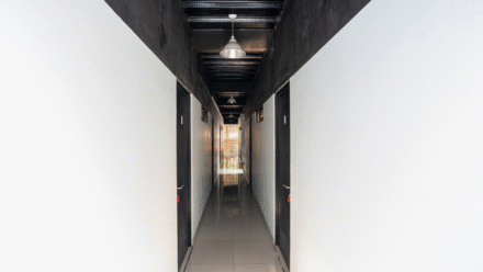 Bagian kamar indonesia standard double dan indonesia standard deluxe rubina syariah hotel purbalingga